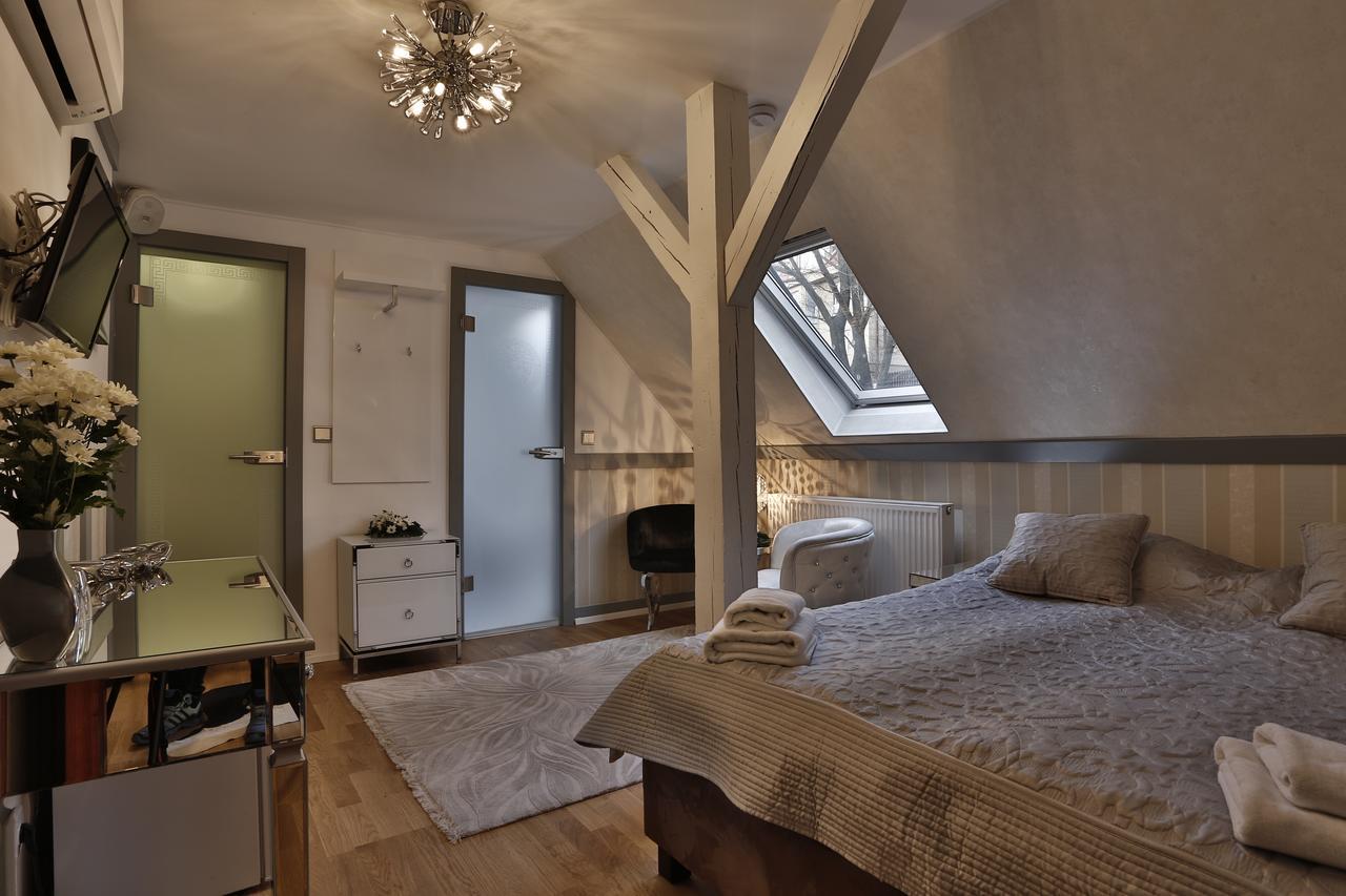 Wellness & Spa Boutique Hotel Pod Lipkami Prag Exterior foto